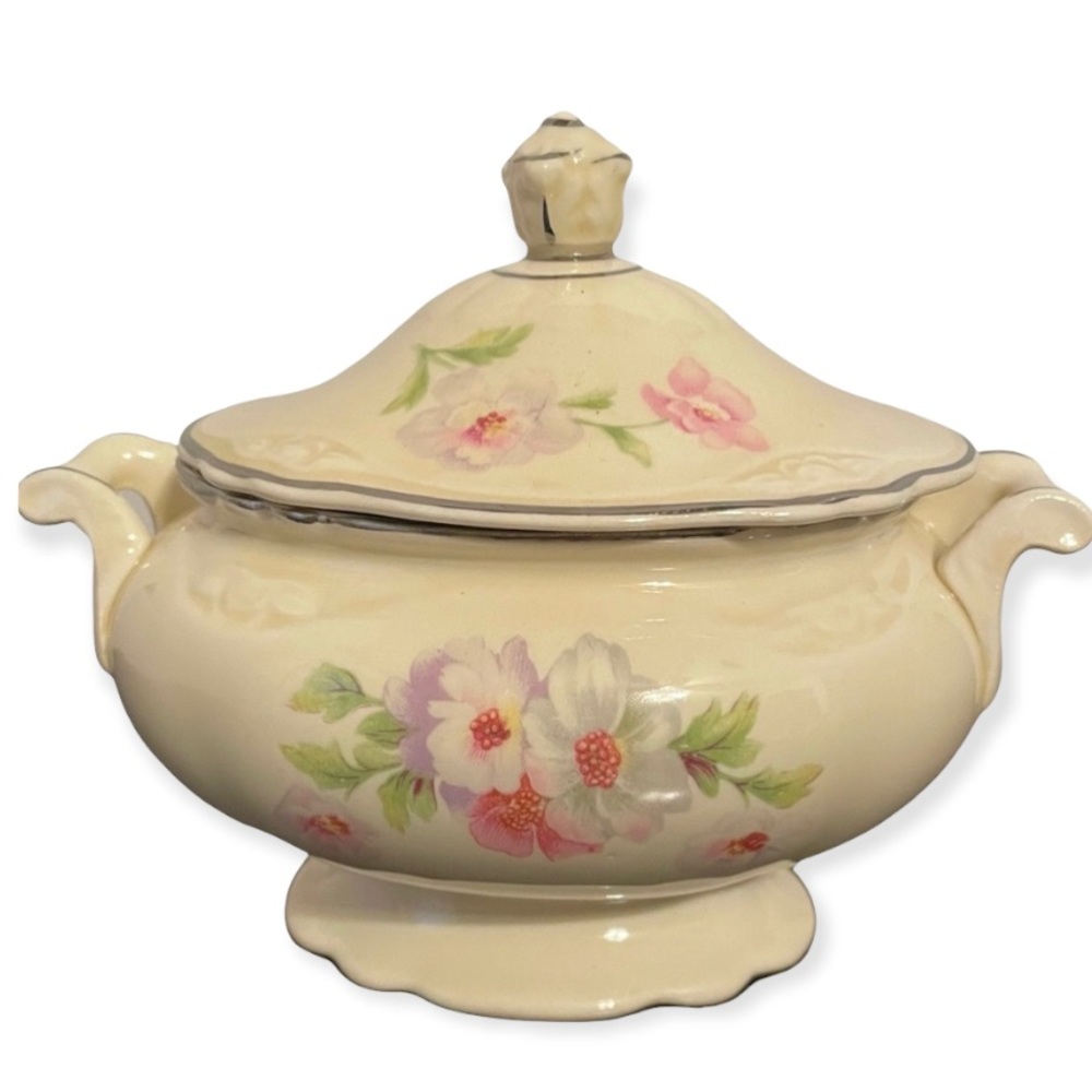 Vintage Homer Laughlin Virginia Rose sugar bowl with a lid